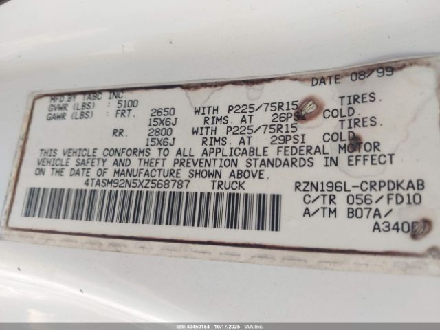 Toyota Tacoma Prerunner Image 13