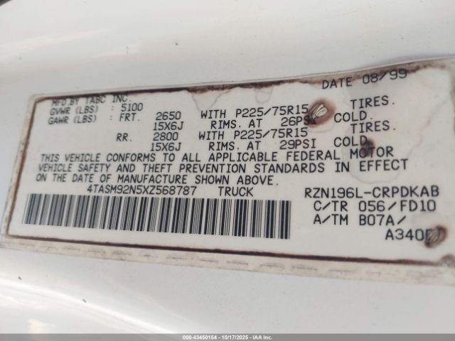 Toyota Tacoma Prerunner Image 13