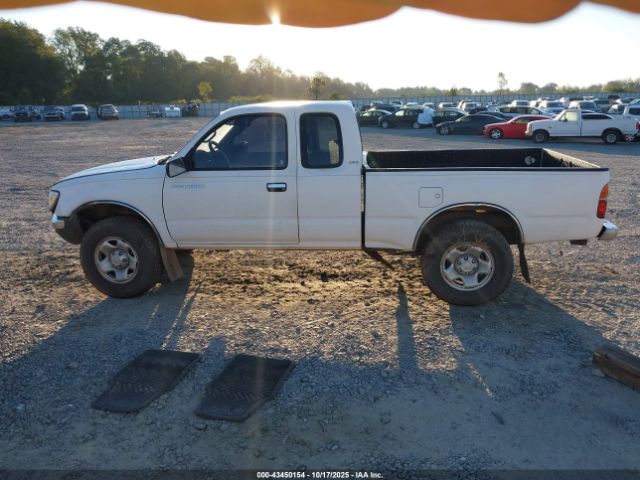 Toyota Tacoma Prerunner Image 12