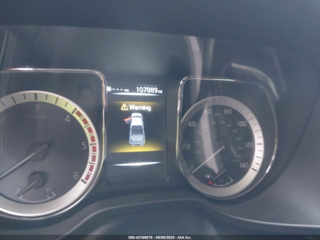 Nissan Titan Pro-4x Diesel Image 6