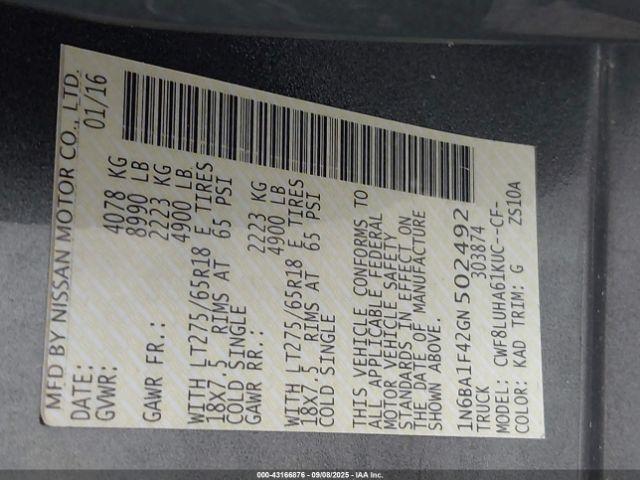 Nissan Titan Pro-4x Diesel Image 13