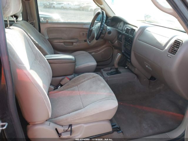 Toyota Tacoma Prerunner V6 Image 9