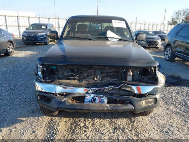 Toyota Tacoma Prerunner V6 Image 2