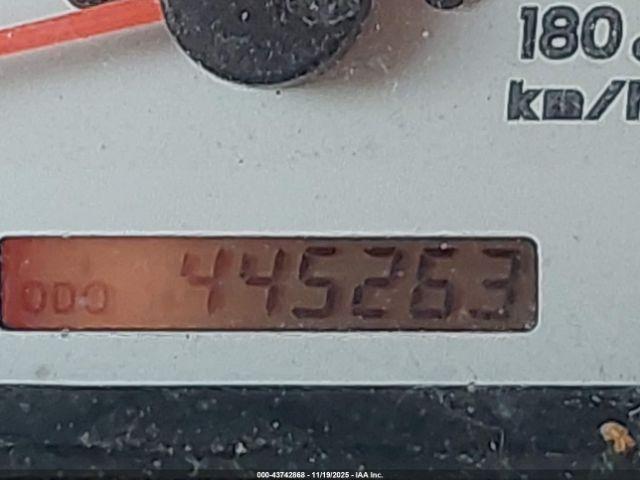 Toyota Tacoma Prerunner V6 Image 15