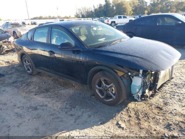  Salvage Kia K4