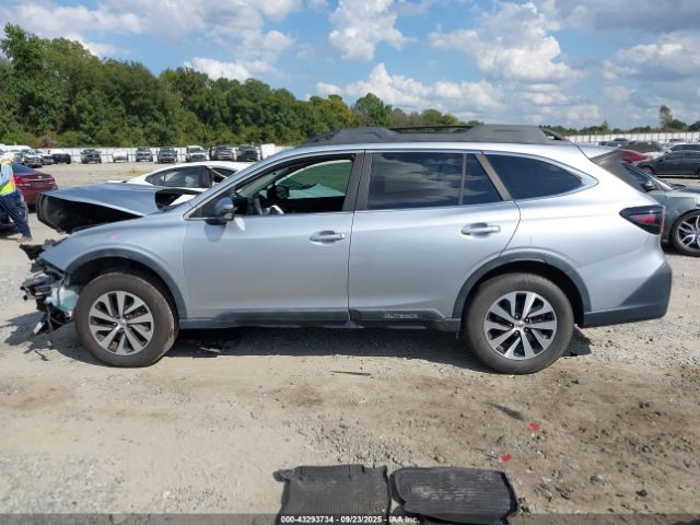 Subaru Outback Premium Image 13