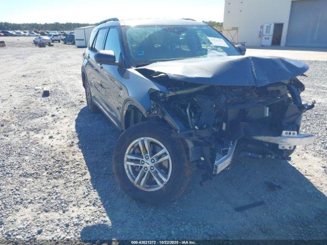 Ford Explorer Xlt Image 10