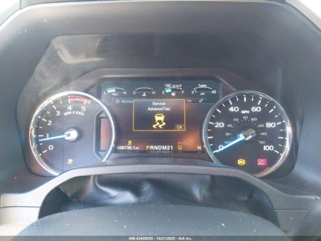 Ford F-350 Lariat Image 12