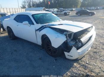  Salvage Dodge Challenger