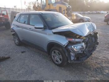  Salvage Hyundai VENUE