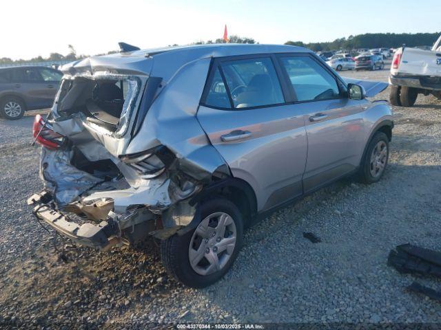 Hyundai VENUE Se Image 2