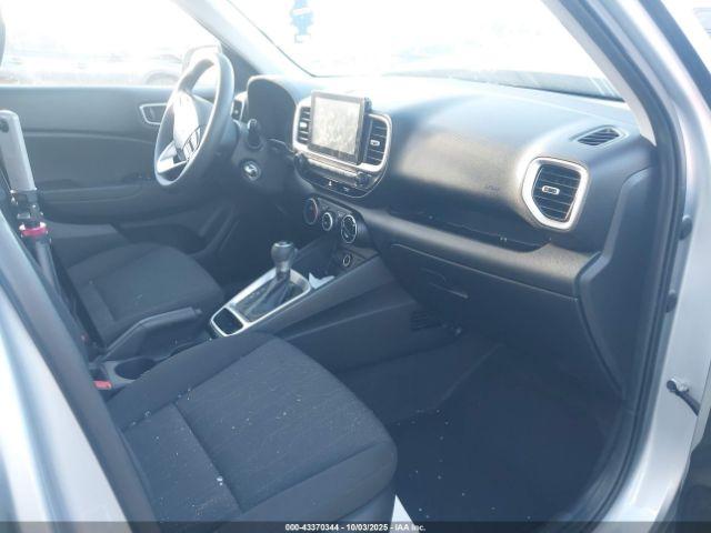 Hyundai VENUE Se Image 13