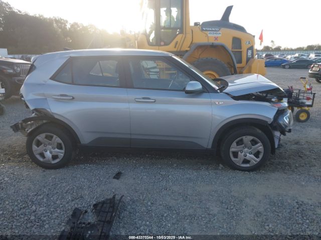 Hyundai VENUE Se Image 11