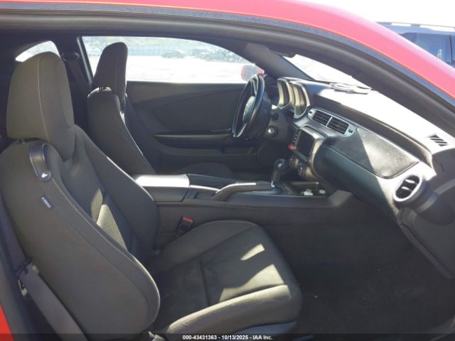 Chevrolet Camaro 1lt Image 13