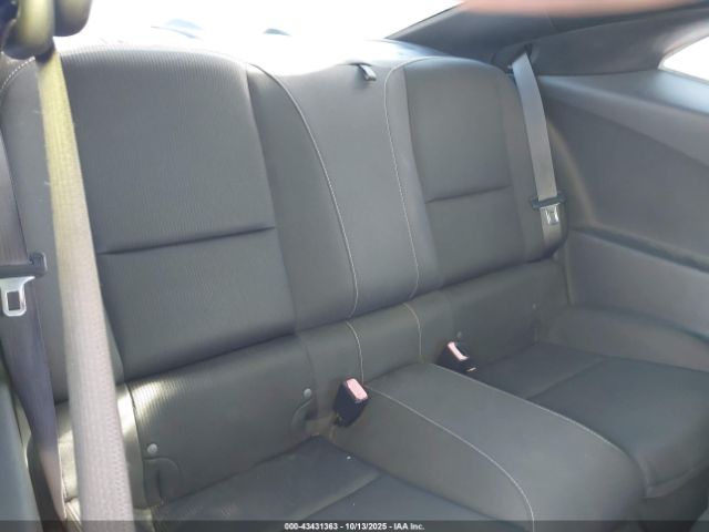 Chevrolet Camaro 1lt Image 10