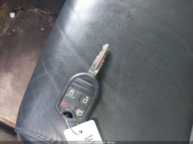 Ford Explorer Xlt Image 11