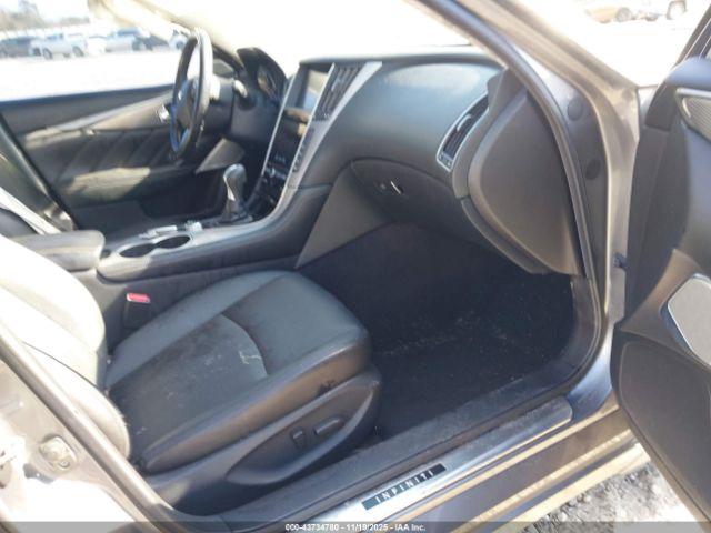 INFINITI Q50 2.0t Premium Image 2