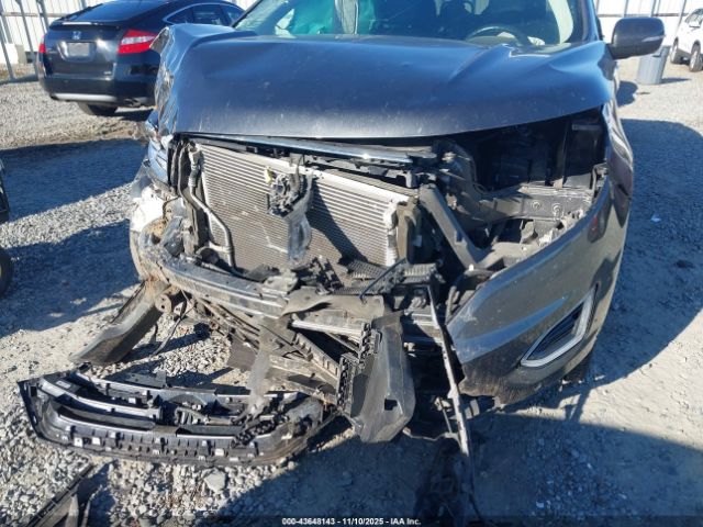 Ford Edge Titanium Image 16