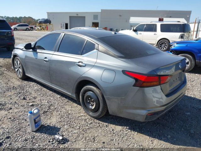 Nissan Altima Sv Fwd Image 13