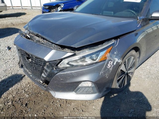 Nissan Altima Sv Fwd Image 8