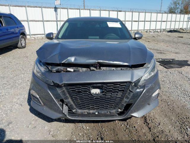 Nissan Altima Sv Fwd Image 5