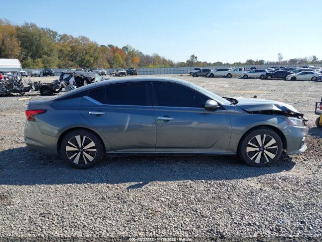 Nissan Altima Sv Fwd Image 6