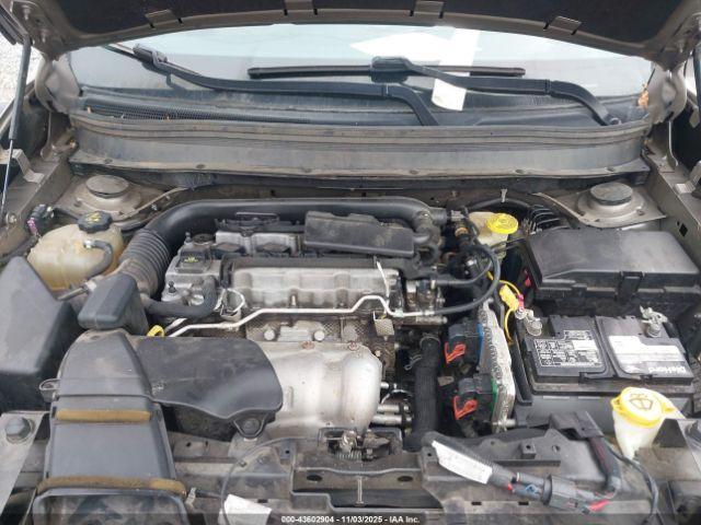 Jeep Cherokee Sport 4x4 Image 12