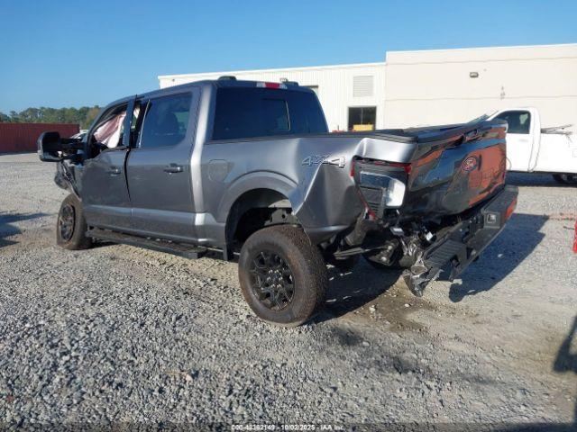 Ford F-150 Xlt Image 12