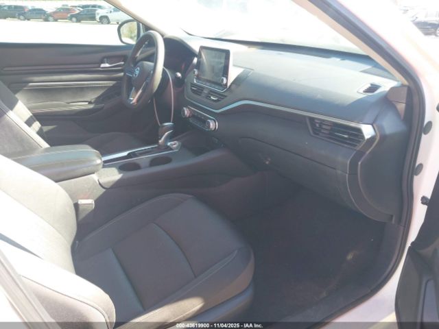 Nissan Altima S Fwd Image 11