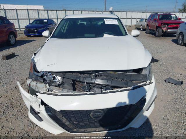 Nissan Altima S Fwd Image 4