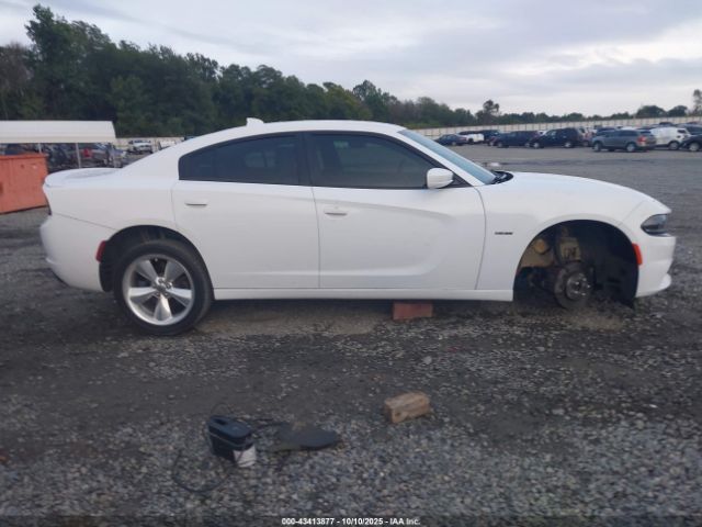 Dodge Charger Image 15