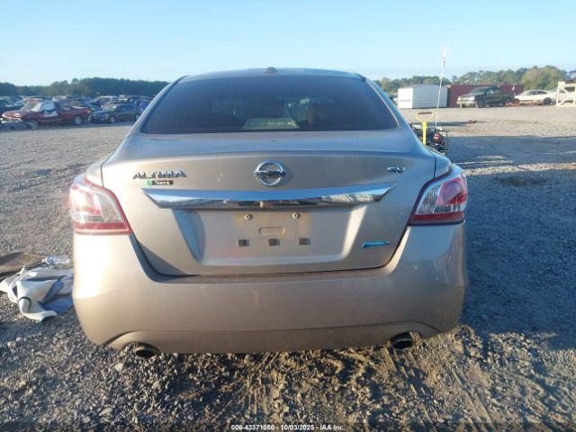 Nissan Altima 2.5 Sv Image 16