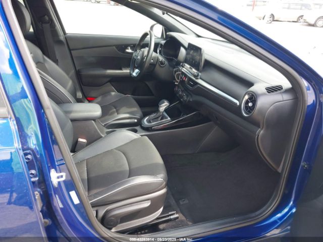 Kia Forte Gt-line Image 12