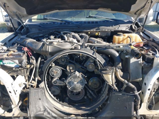 Ford F-350 Lariat Image 5