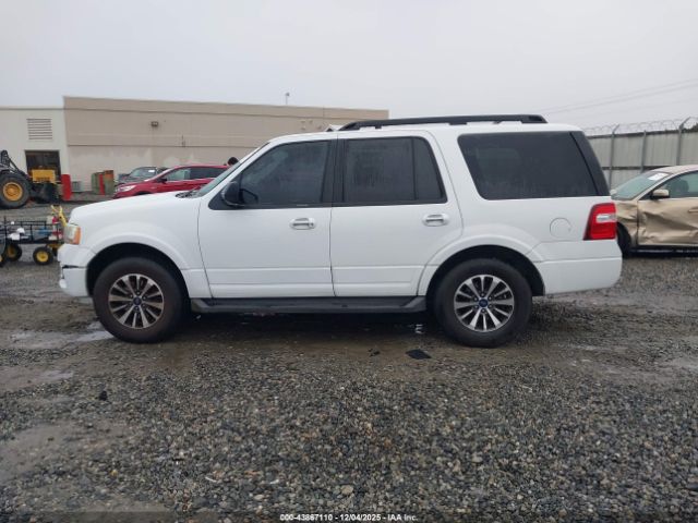 Ford Expedition Xlt Image 16