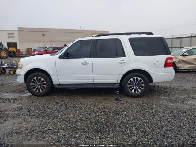 Ford Expedition Xlt Image 16
