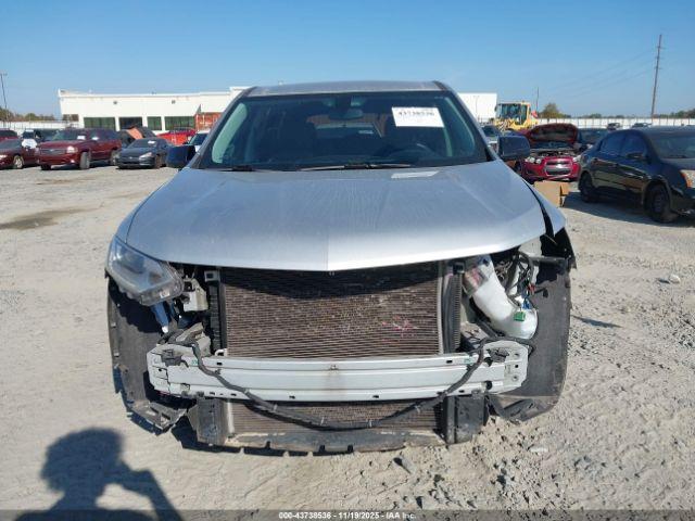 Chevrolet Traverse Fwd Ls Image 11