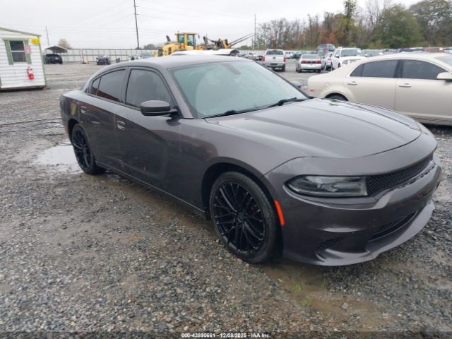 Dodge Charger Se Image 1