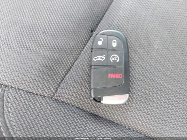 Dodge Charger Se Image 3