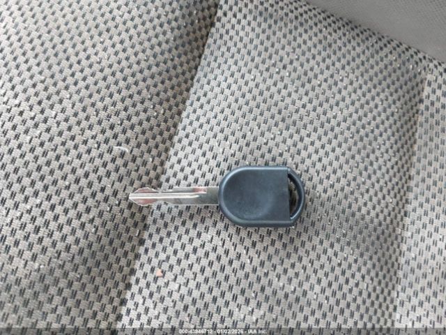 Ford Explorer Image 8