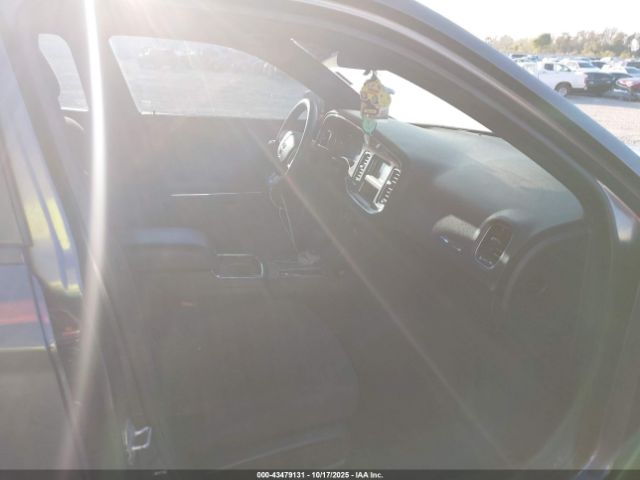 Dodge Charger Se Image 9