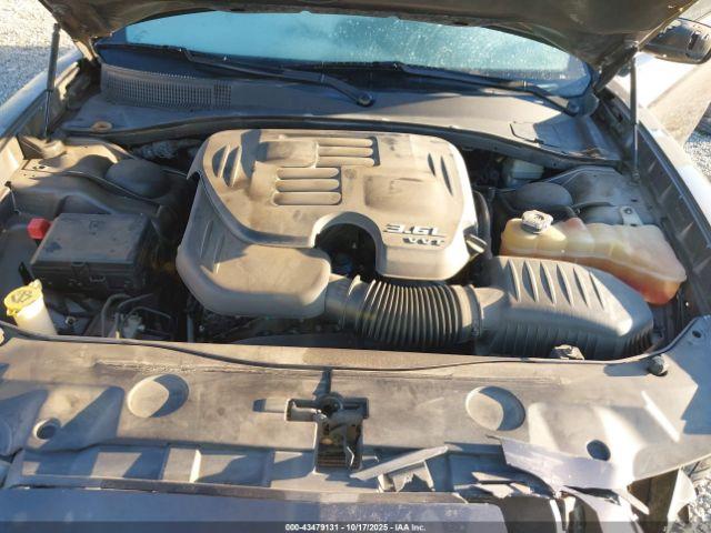 Dodge Charger Se Image 13