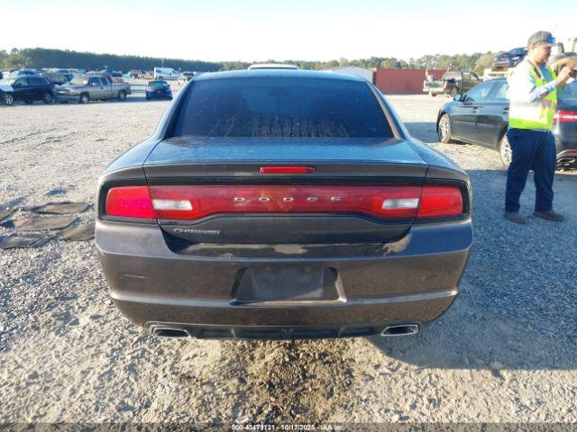 Dodge Charger Se Image 16