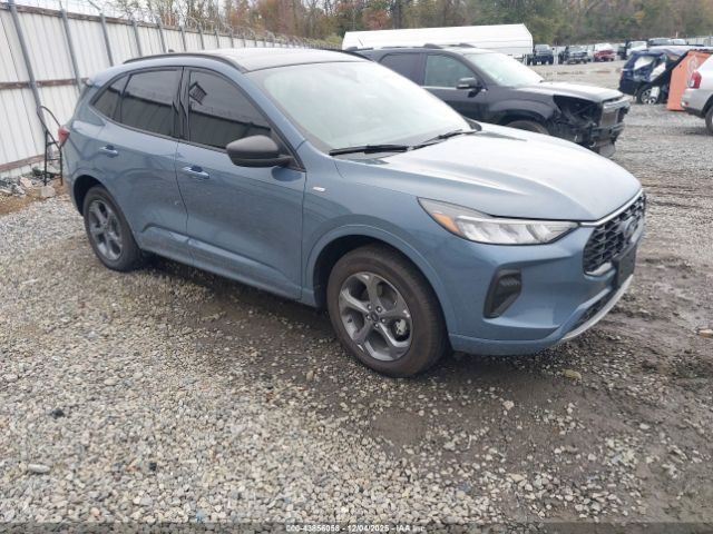 Ford Escape St-line Image 1