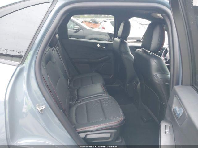 Ford Escape St-line Image 8