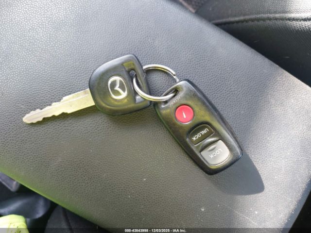 Mazda Mazda3 S Sport Image 8