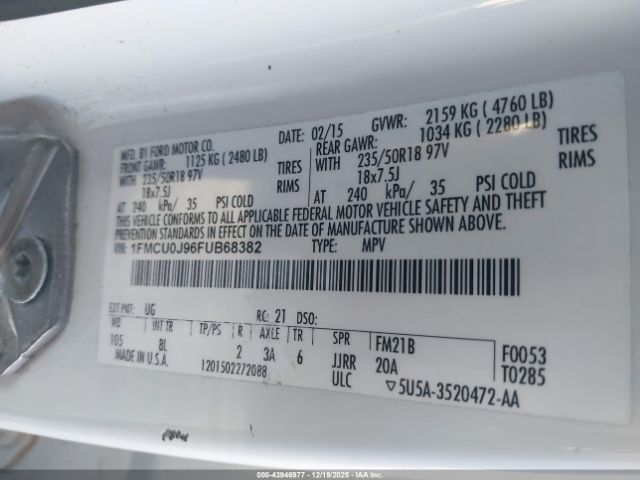 Ford Escape Titanium Image 12