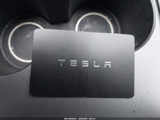 Tesla Model 3 Rear-wheel Drive Image 6