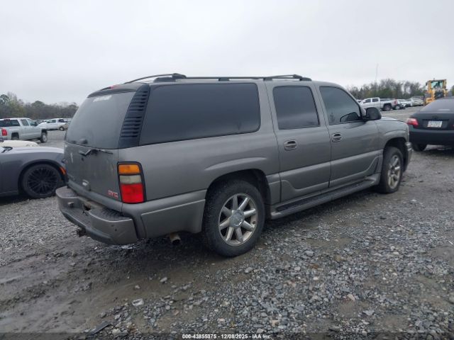 GMC Yukon Denali Image 4