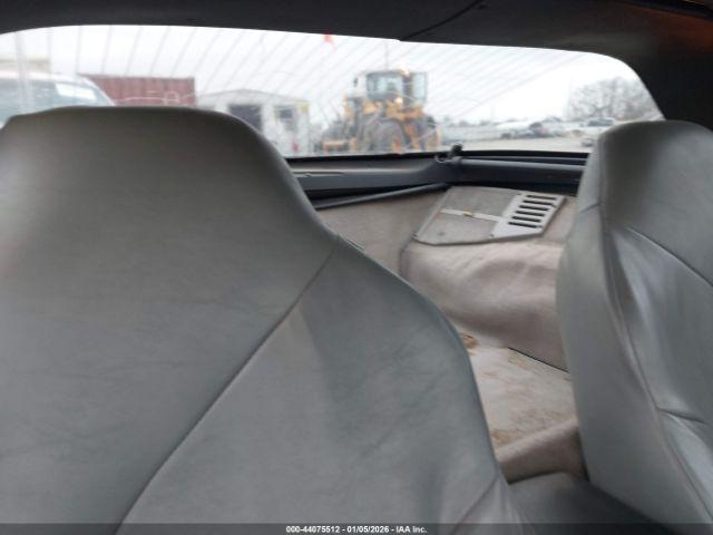 Chevrolet Corvette Image 7